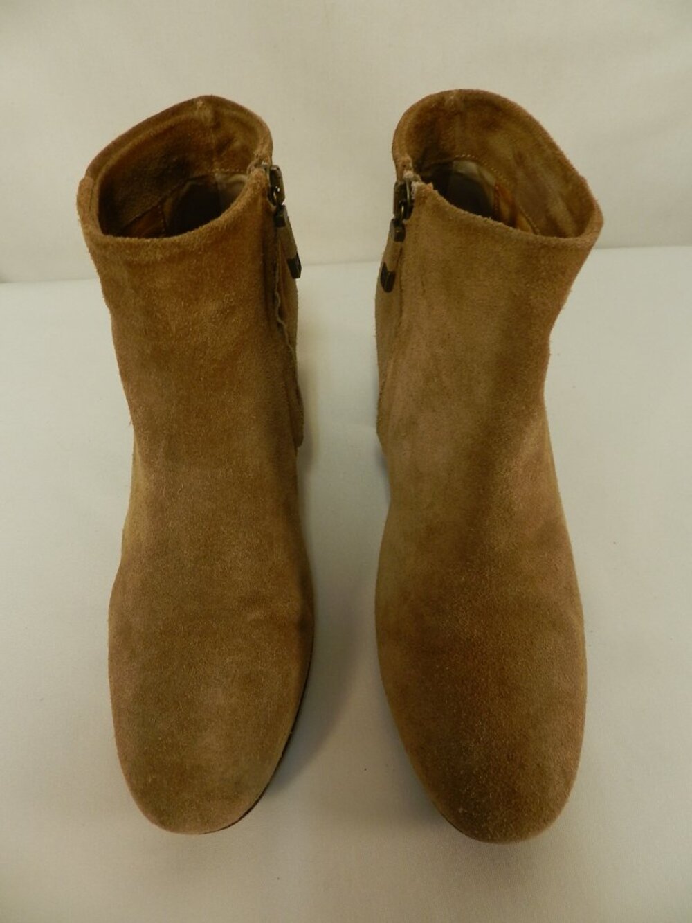 Alberto Fermani suede ankle zip boots booties w/ heel Italy Size Sz 37.5 US 7.5 - Picture 3 of 13